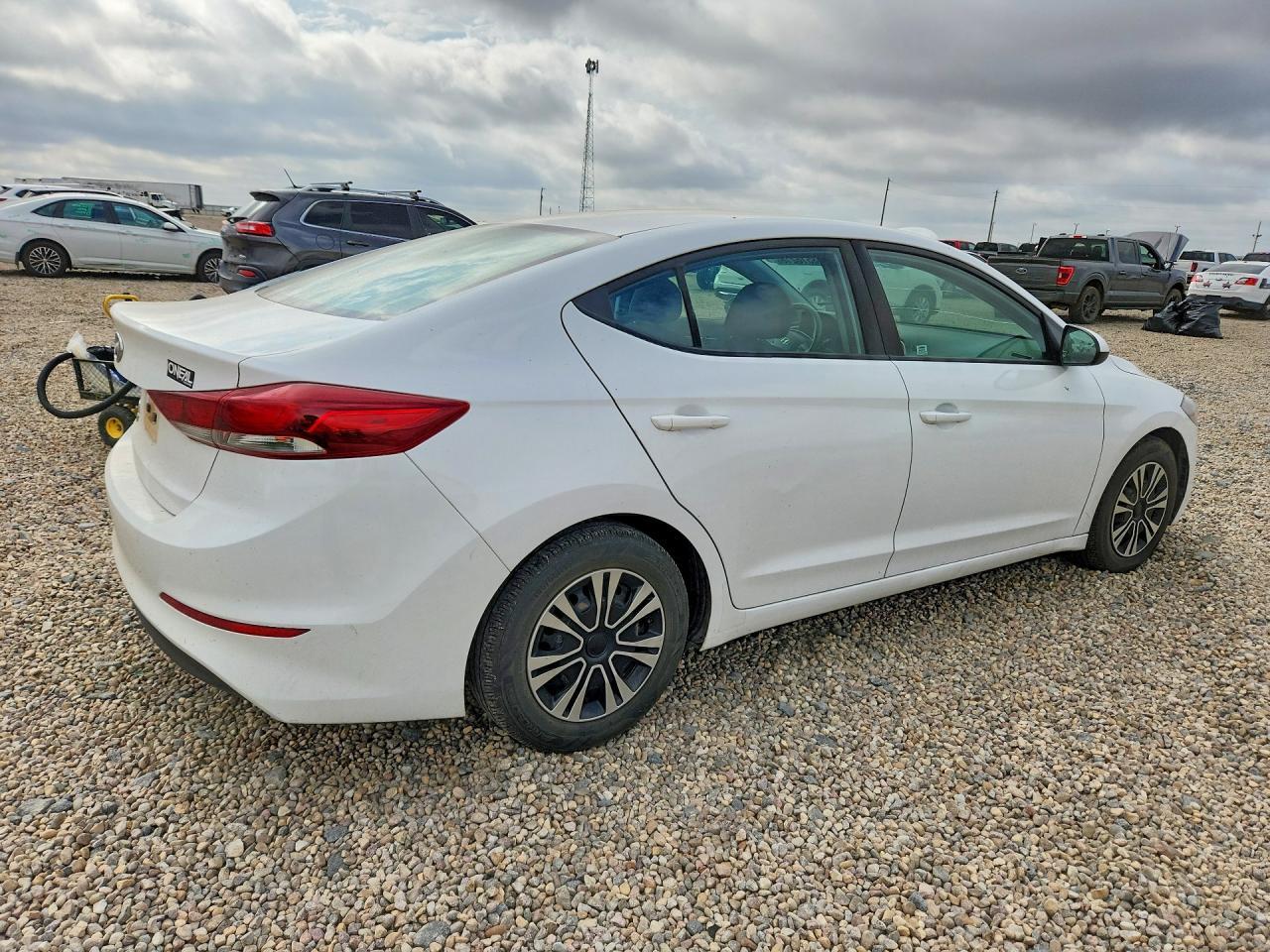 2018 Hyundai Elantra Se - Image 3