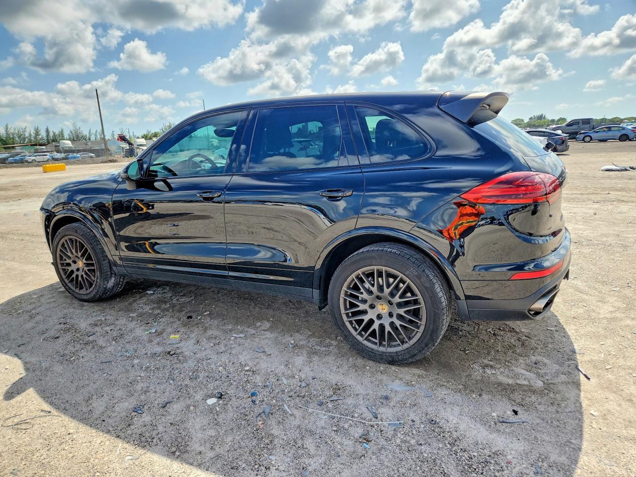 2018 Porsche Cayenne - Фото 2