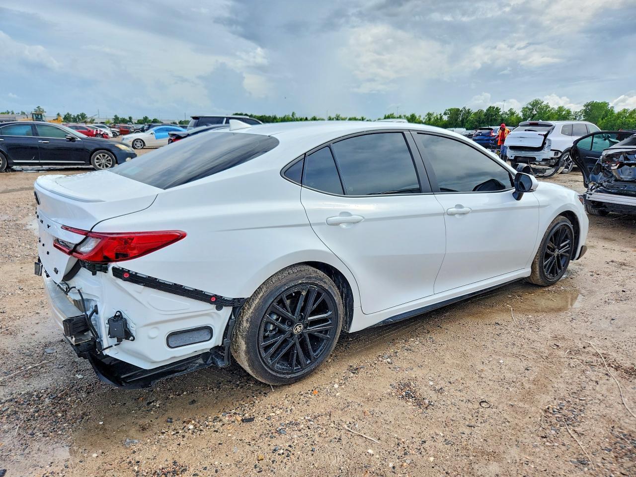 2026 Toyota Camry Se - Фото 3