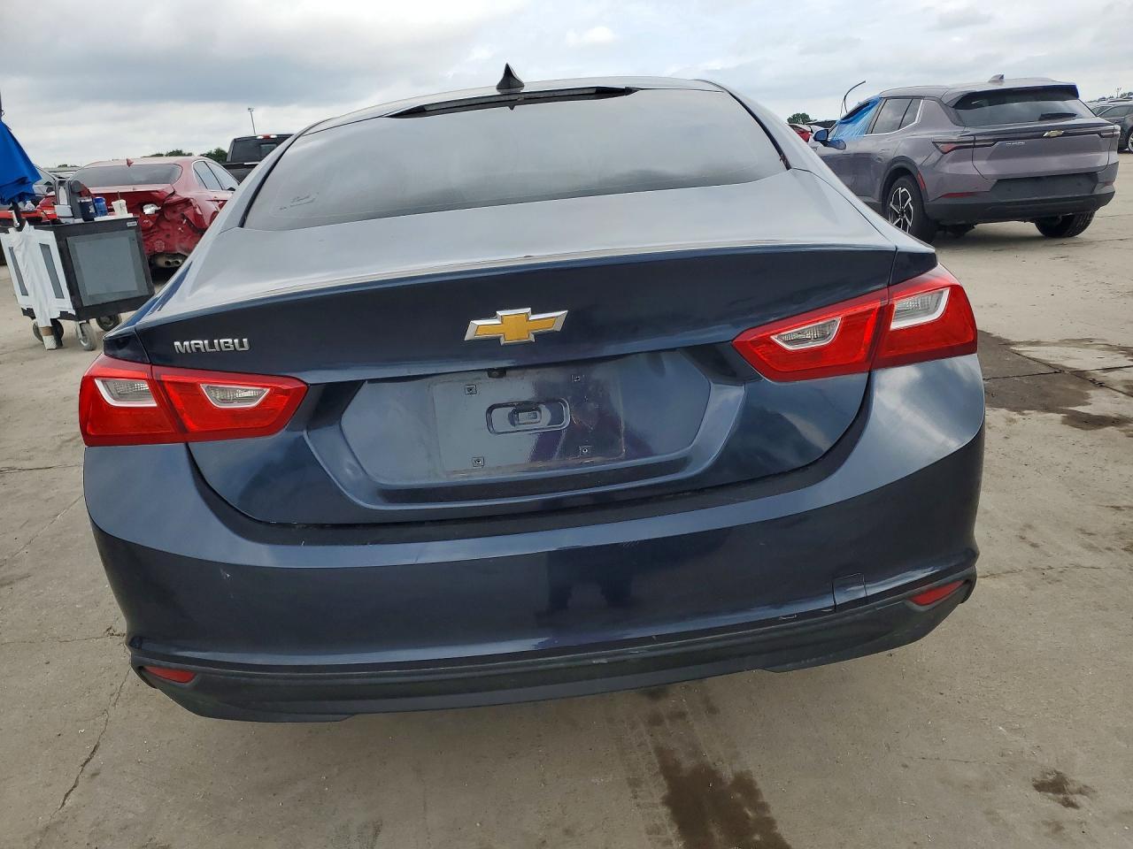 2016 Chevrolet Malibu Ls - Фото 6