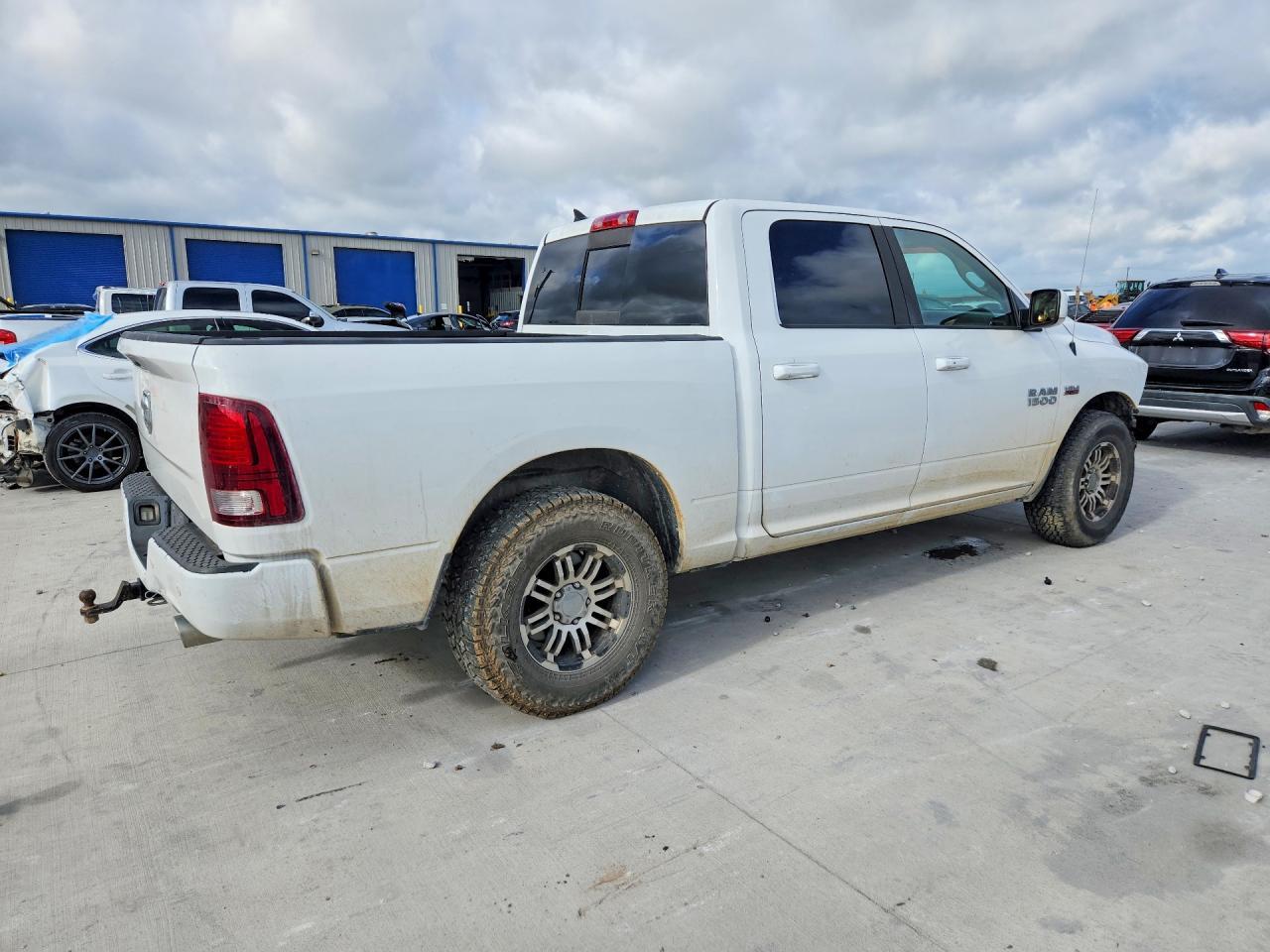 2014 Ram 1500 Sport - Фото 3
