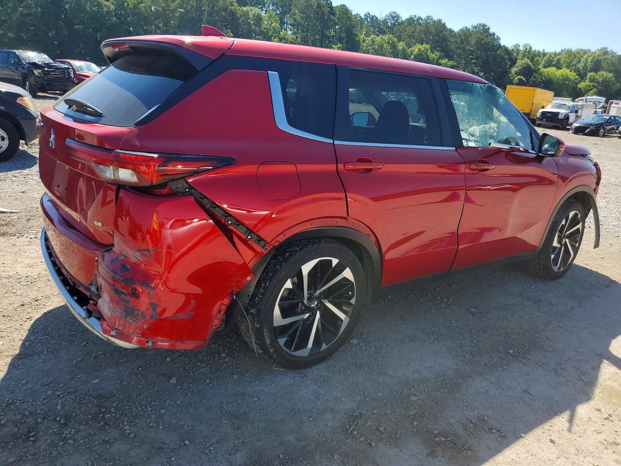 2024 Mitsubishi Outlander Se - Фото 3