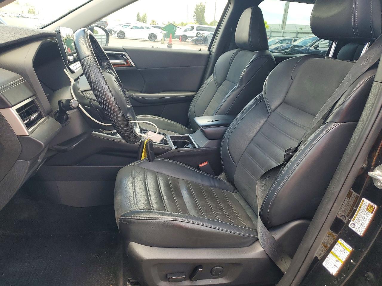 2023 Mitsubishi Outlander Se - Image 7