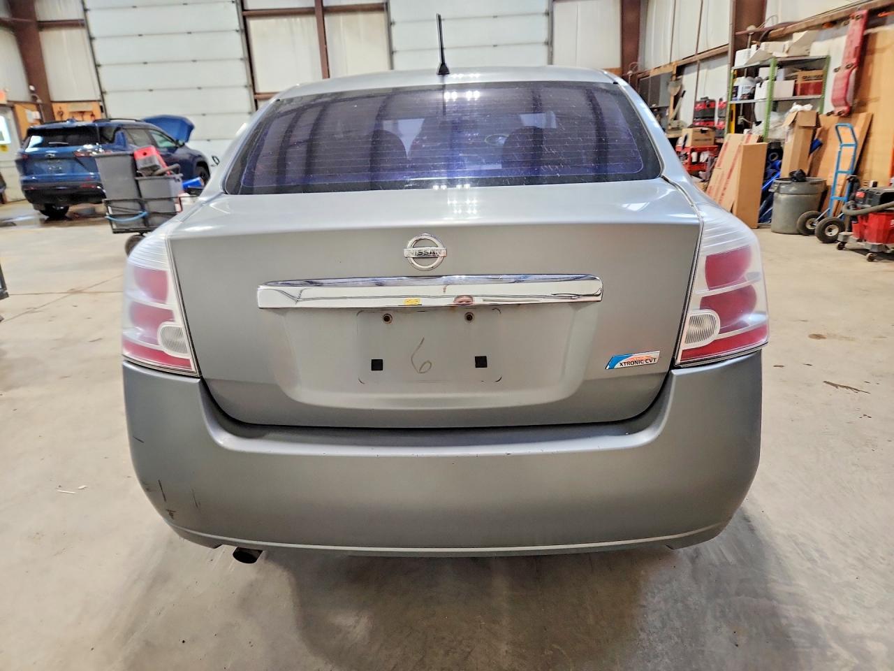 2010 Nissan Sentra 2.0 - Фото 6