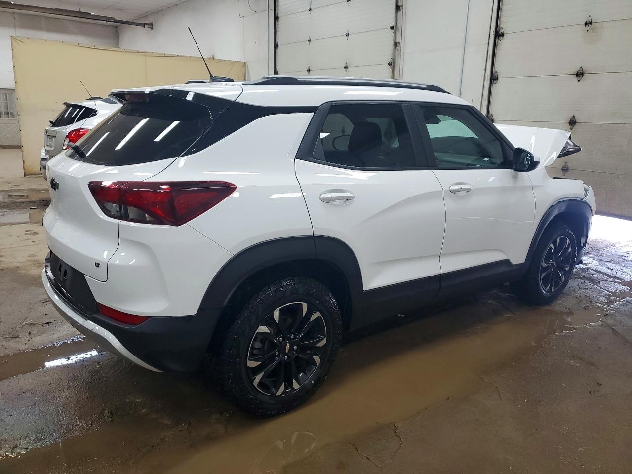 2022 Chevrolet Trailblazer Lt - Image 3