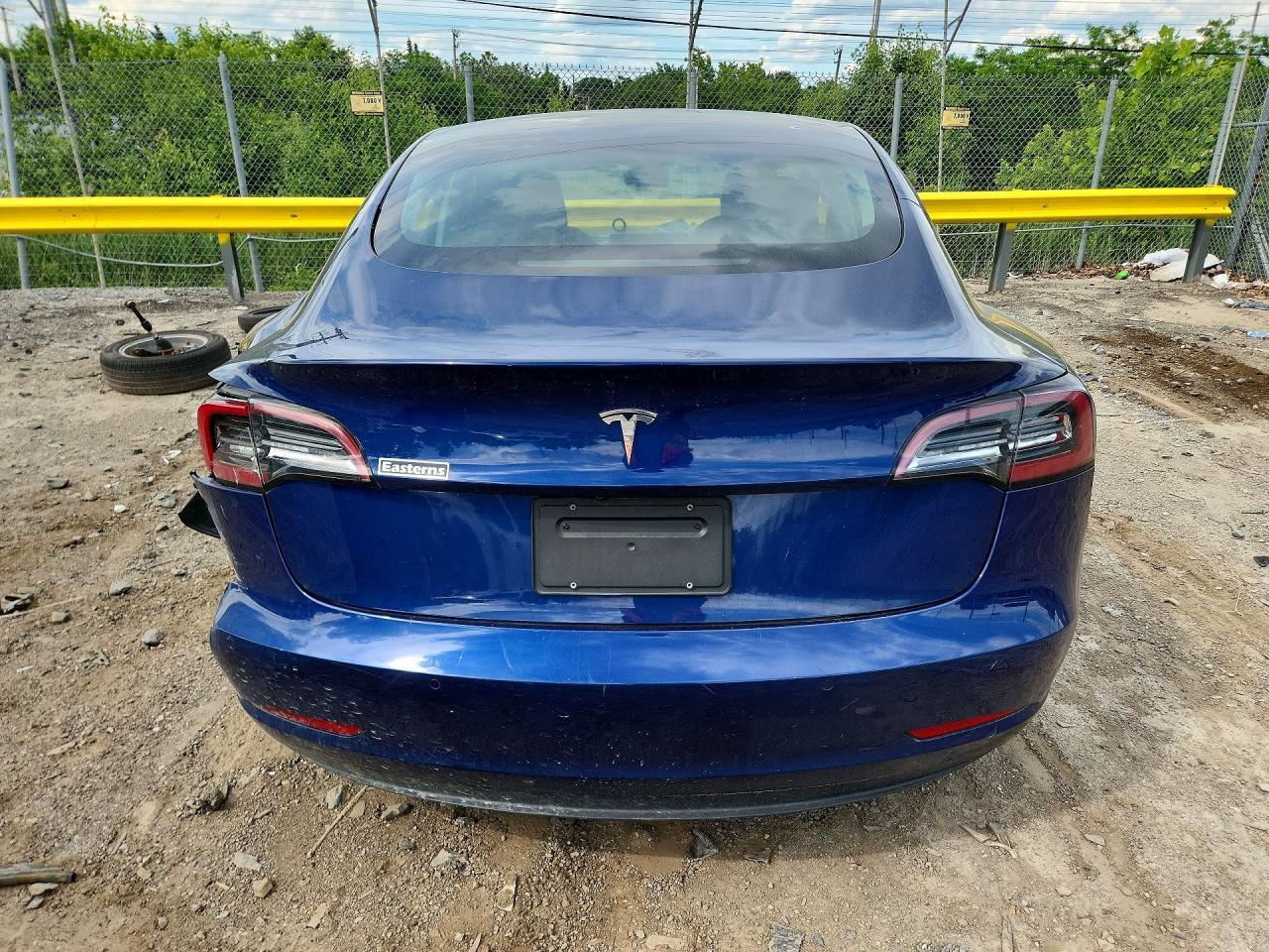 2022 Tesla 3 - Фото 6