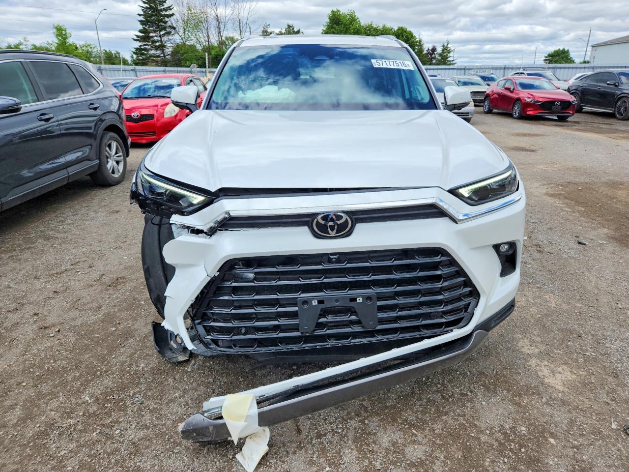 2026 Toyota Grand Highlander Hybrid Le - Image 5