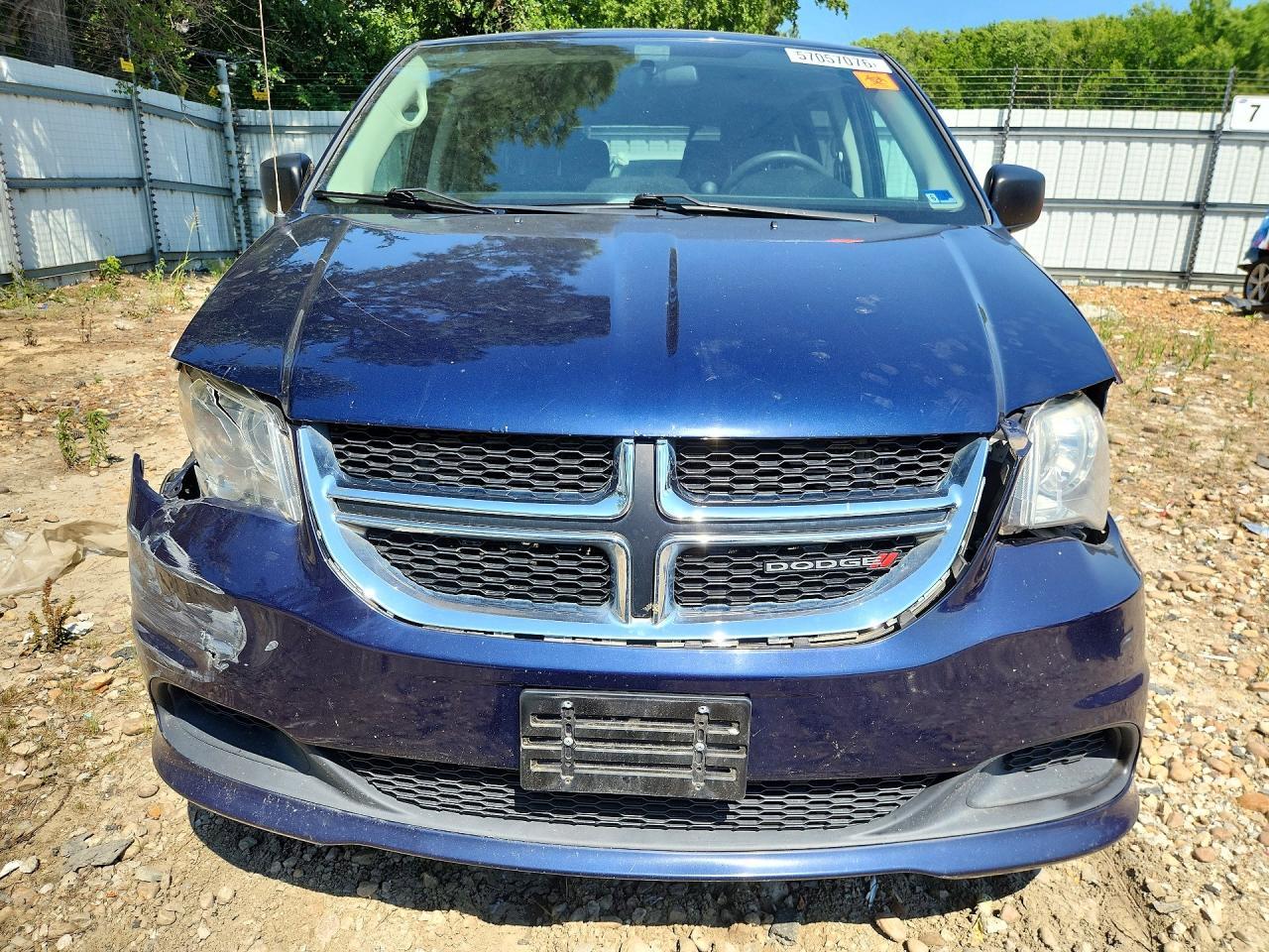 2016 Dodge Grand Caravan Se - Image 5