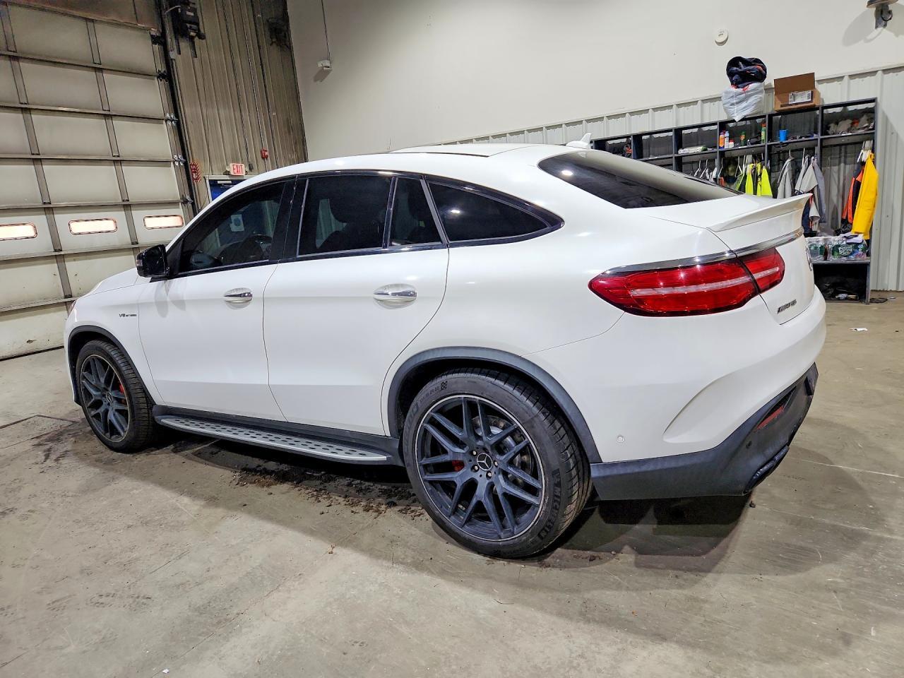 2017 Mercedes-Benz Gle Coupe 63 Amg-S - Фото 2