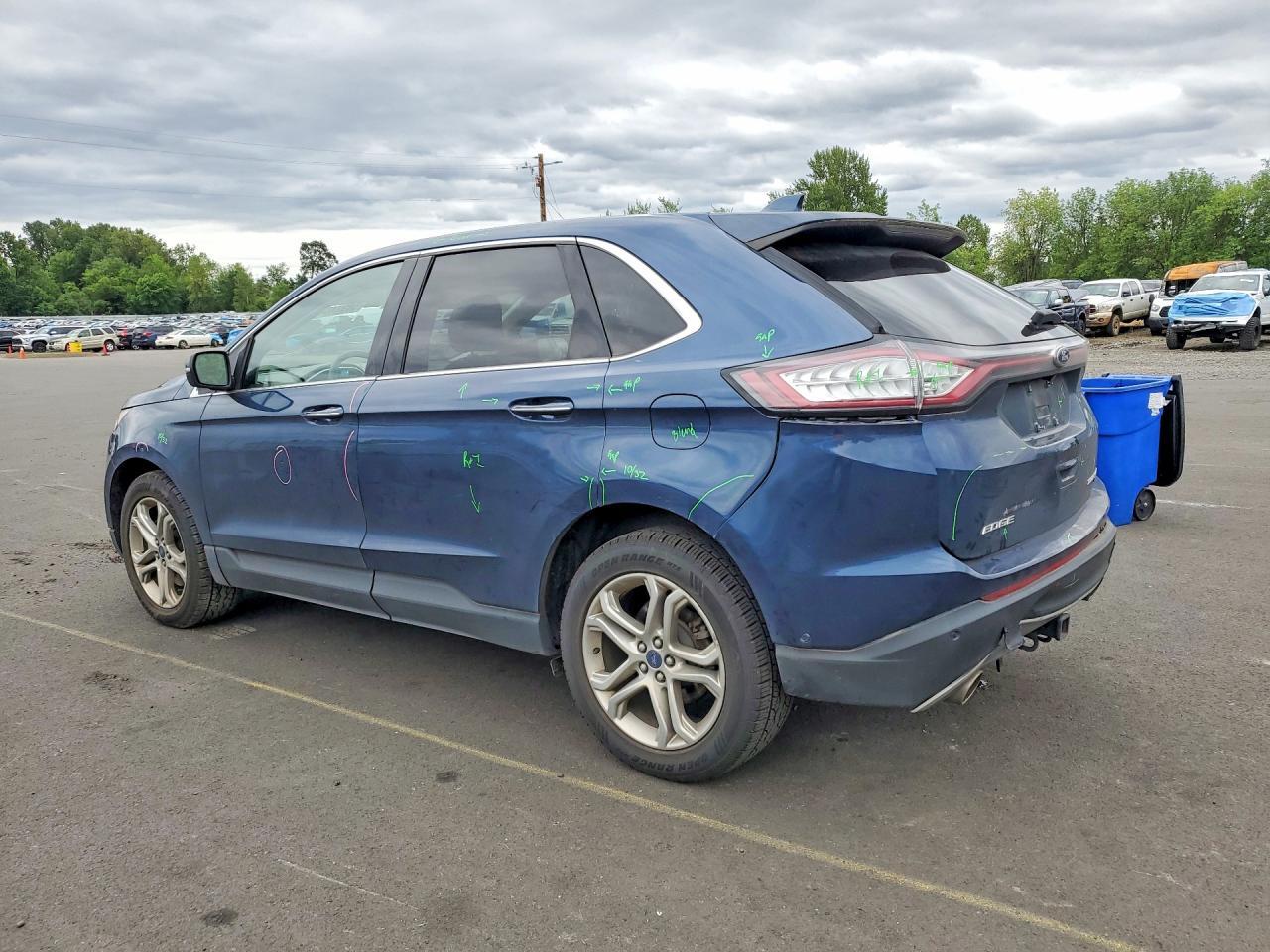 2017 Ford Edge Titanium - Фото 2