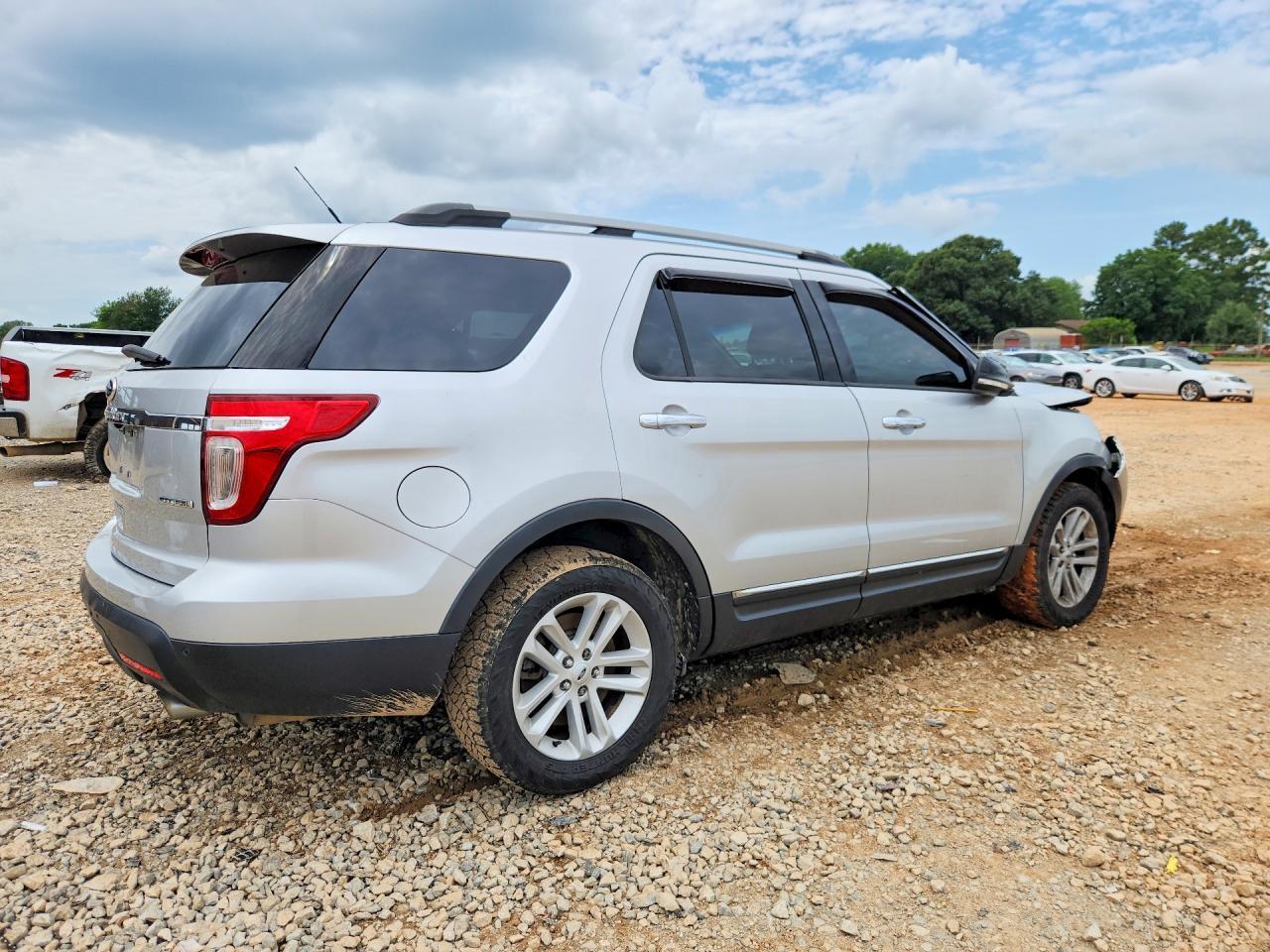 2014 Ford Explorer Xlt - Image 3