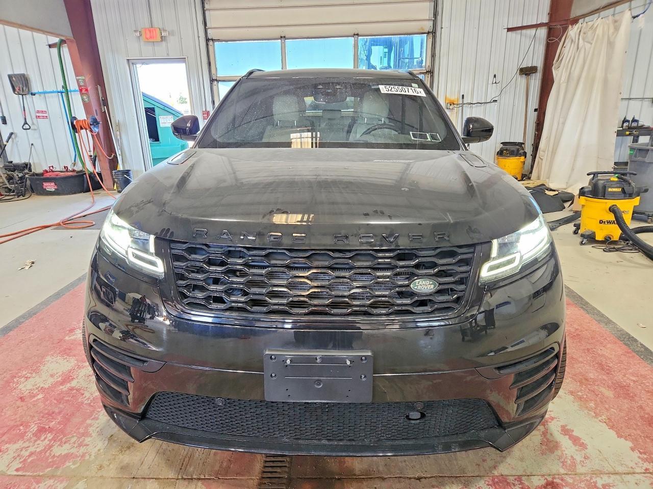 2018 Land Rover Range Rover Velar R-Dynamic Se - Image 5