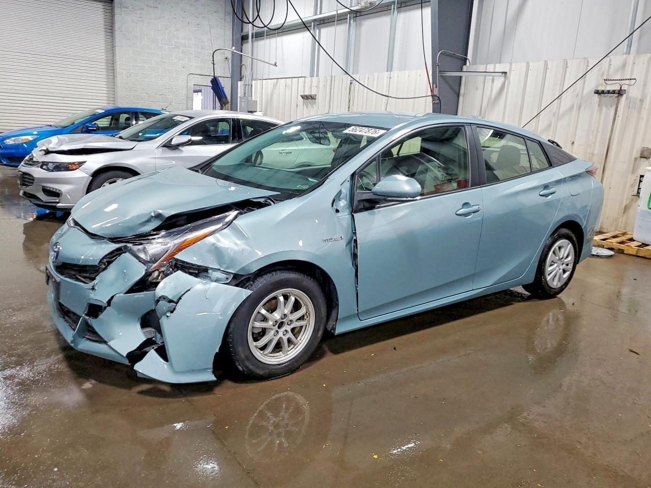 2016 Toyota Prius Two