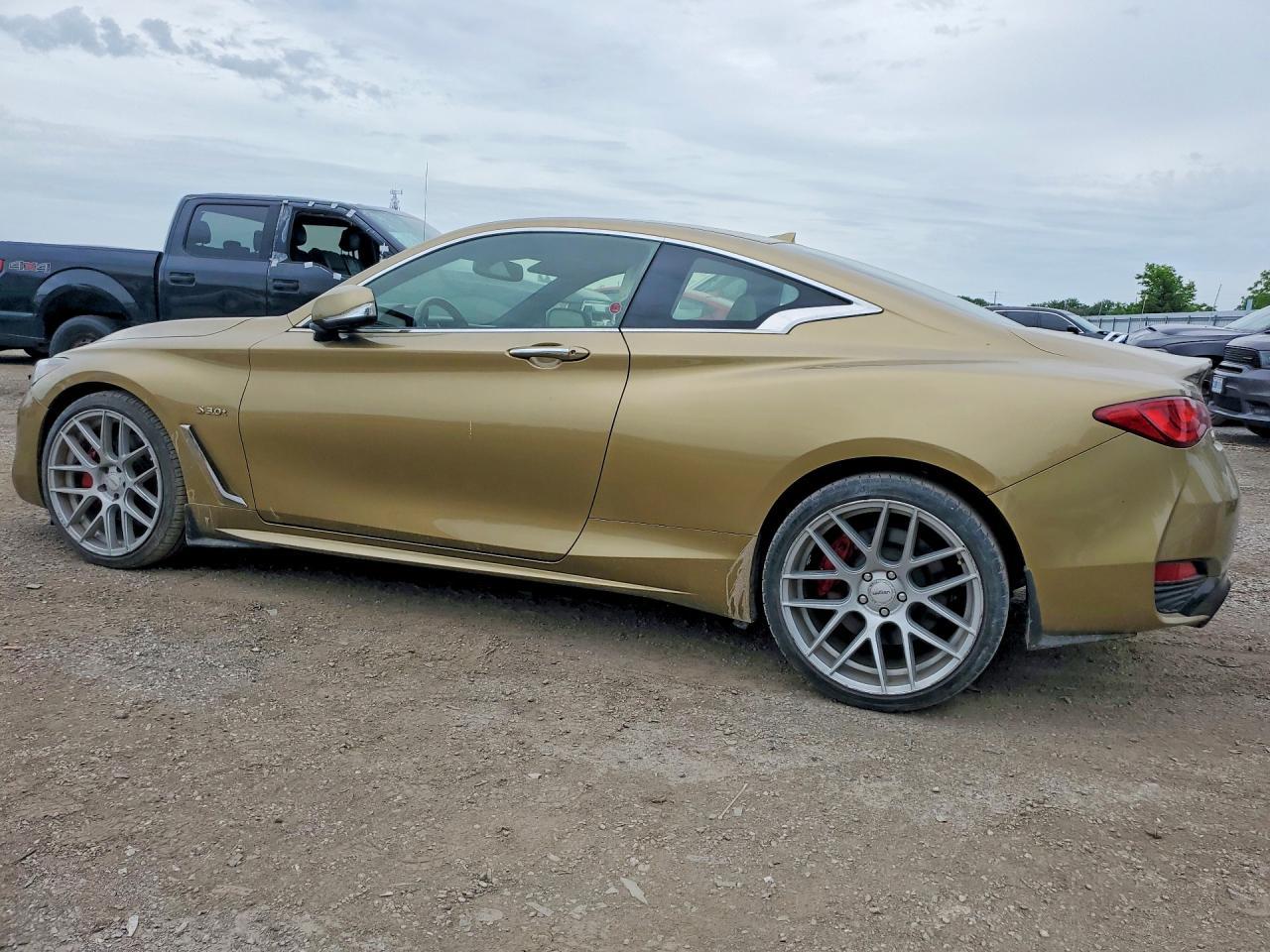 2017 Infiniti Q60 Red Sport 400 - Фото 2