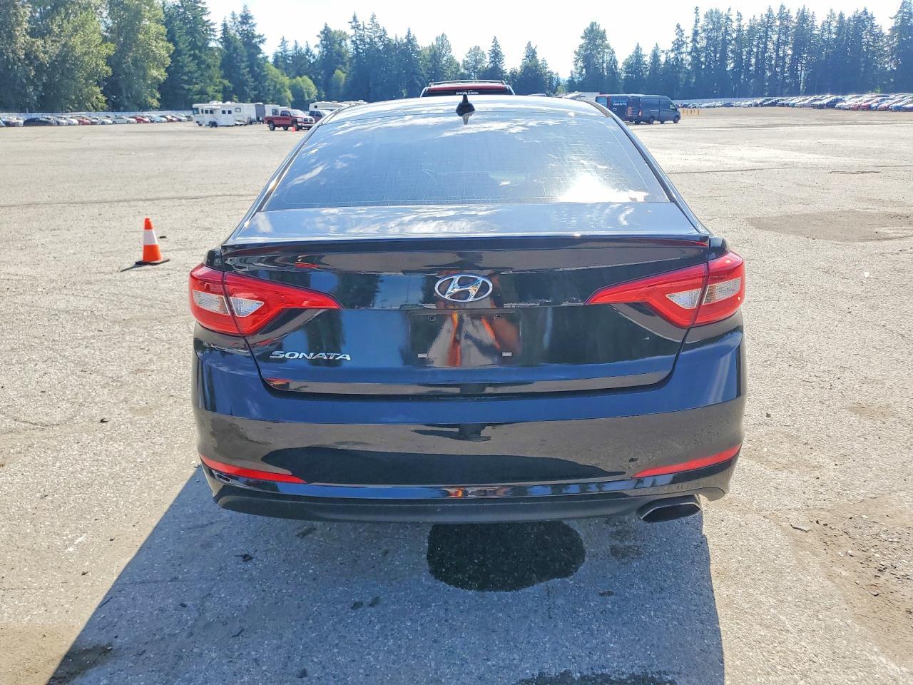 2015 Hyundai Sonata Se - Image 6