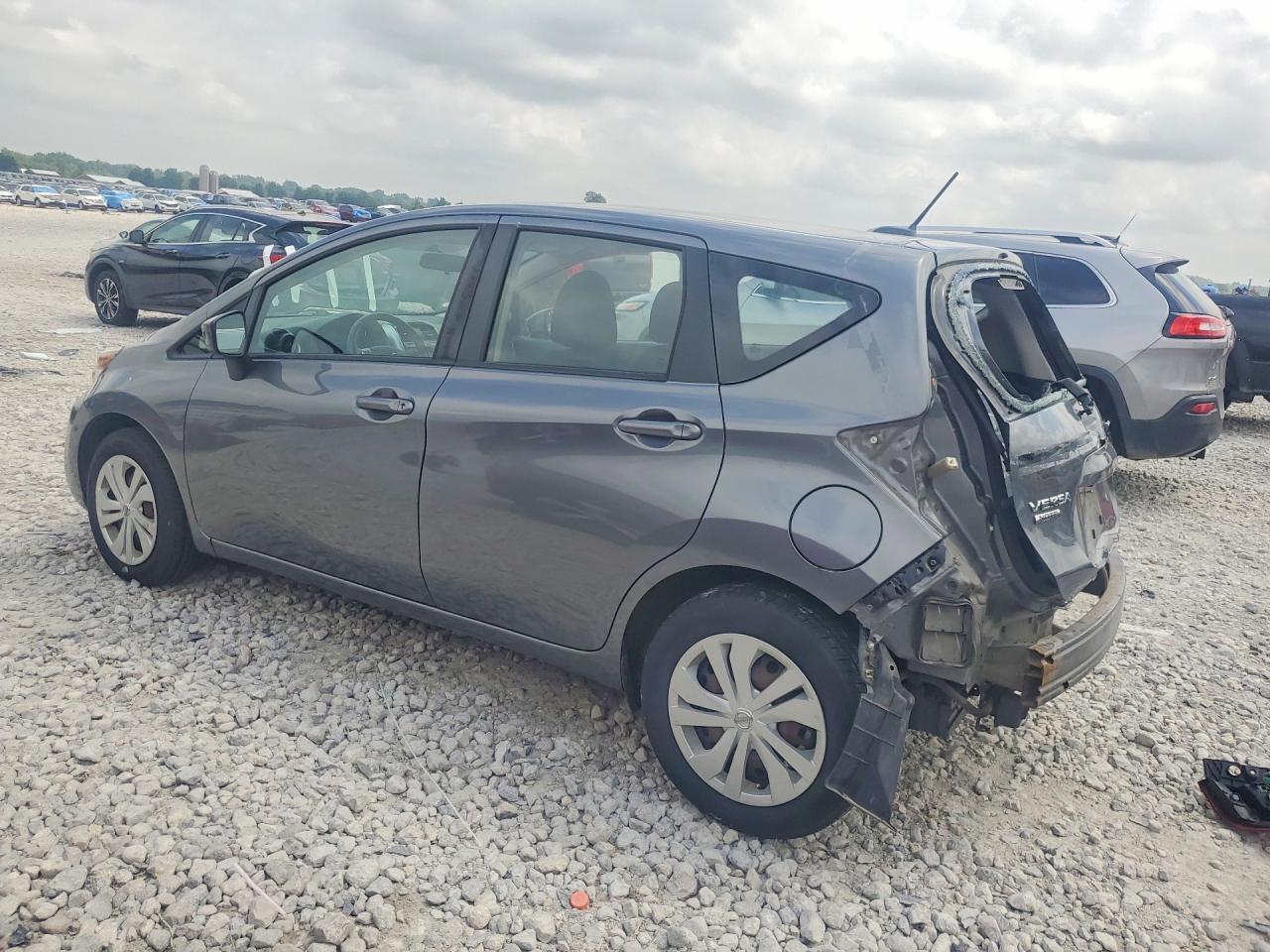 2018 Nissan Versa Note Sv - Фото 2