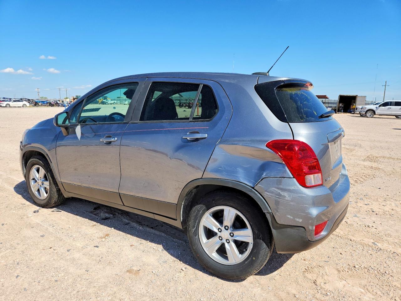 2020 Chevrolet Trax Ls - Image 2
