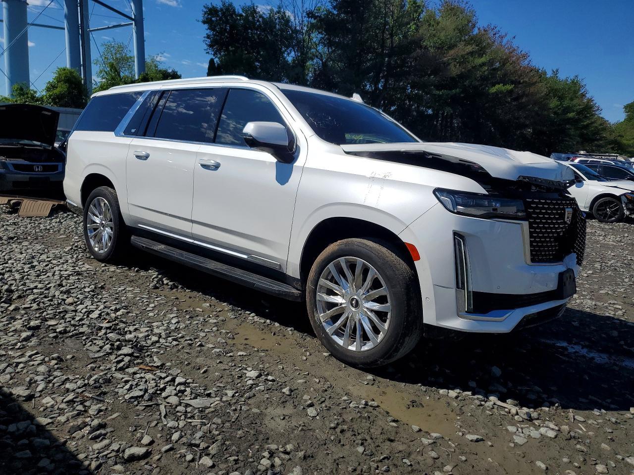 2022 Cadillac Escalade Esv Premium Luxury - Image 4