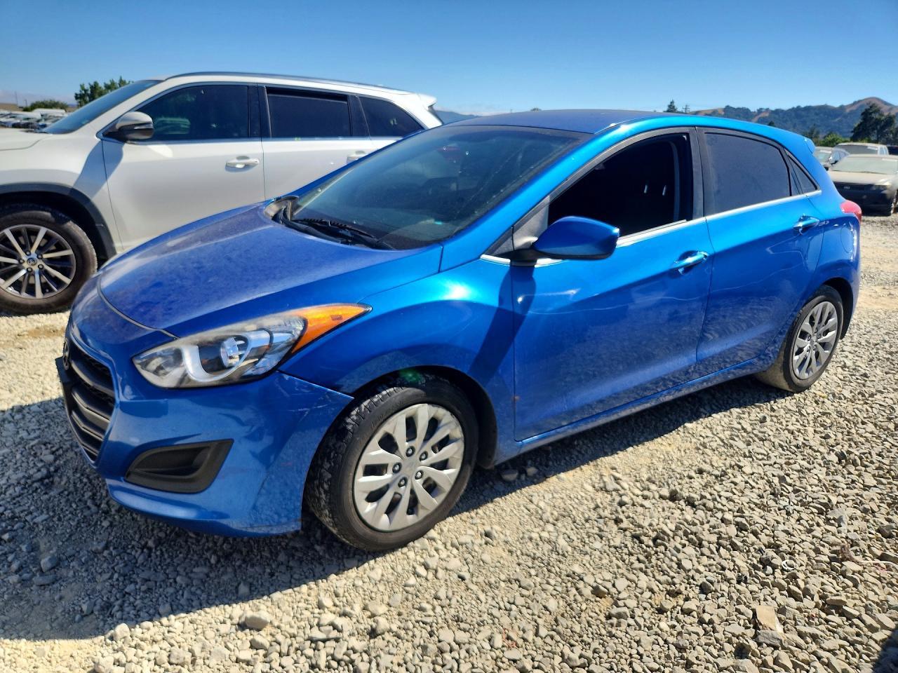 2017 Hyundai Elantra Gt Base