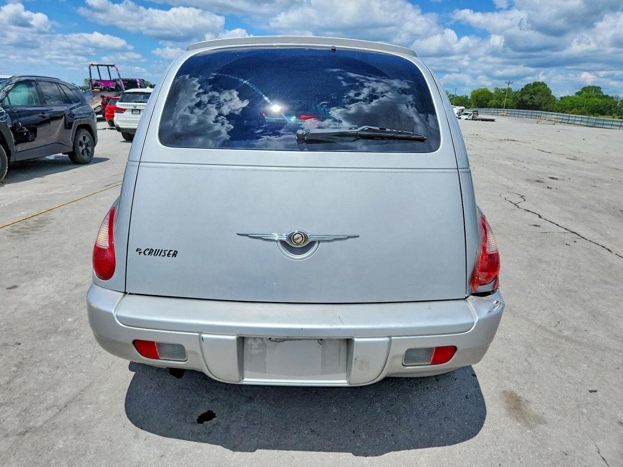 2008 Chrysler Pt Cruiser - Image 6