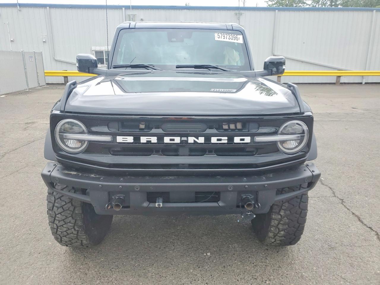 2023 Ford Bronco Base - Image 5