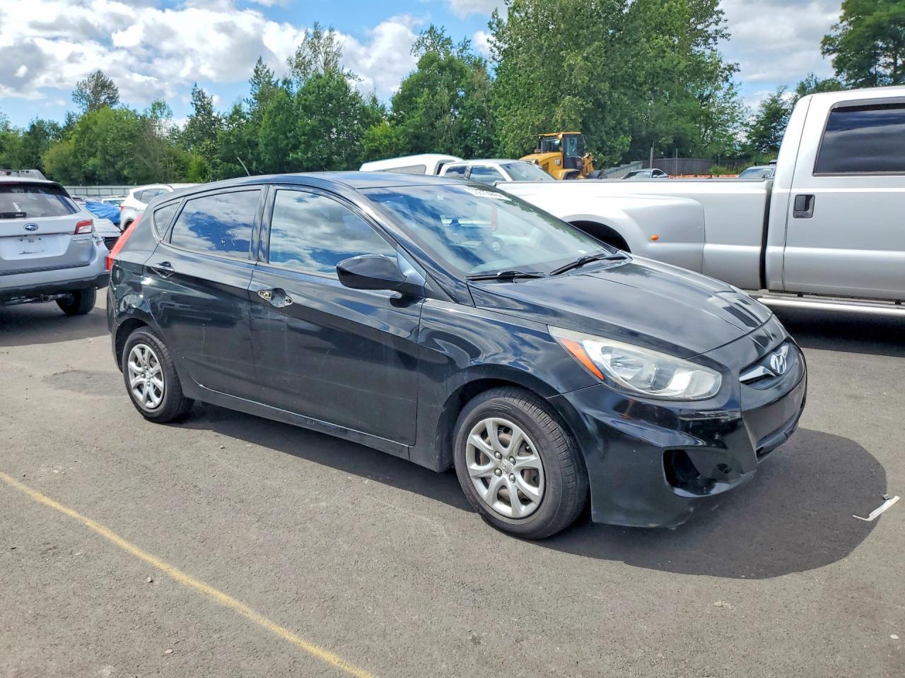2013 Hyundai Accent Gs - Image 4