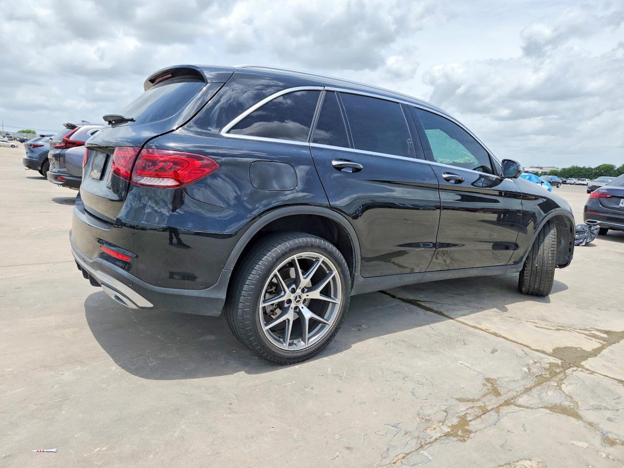 2021 Mercedes-Benz Glc 300 - Фото 3