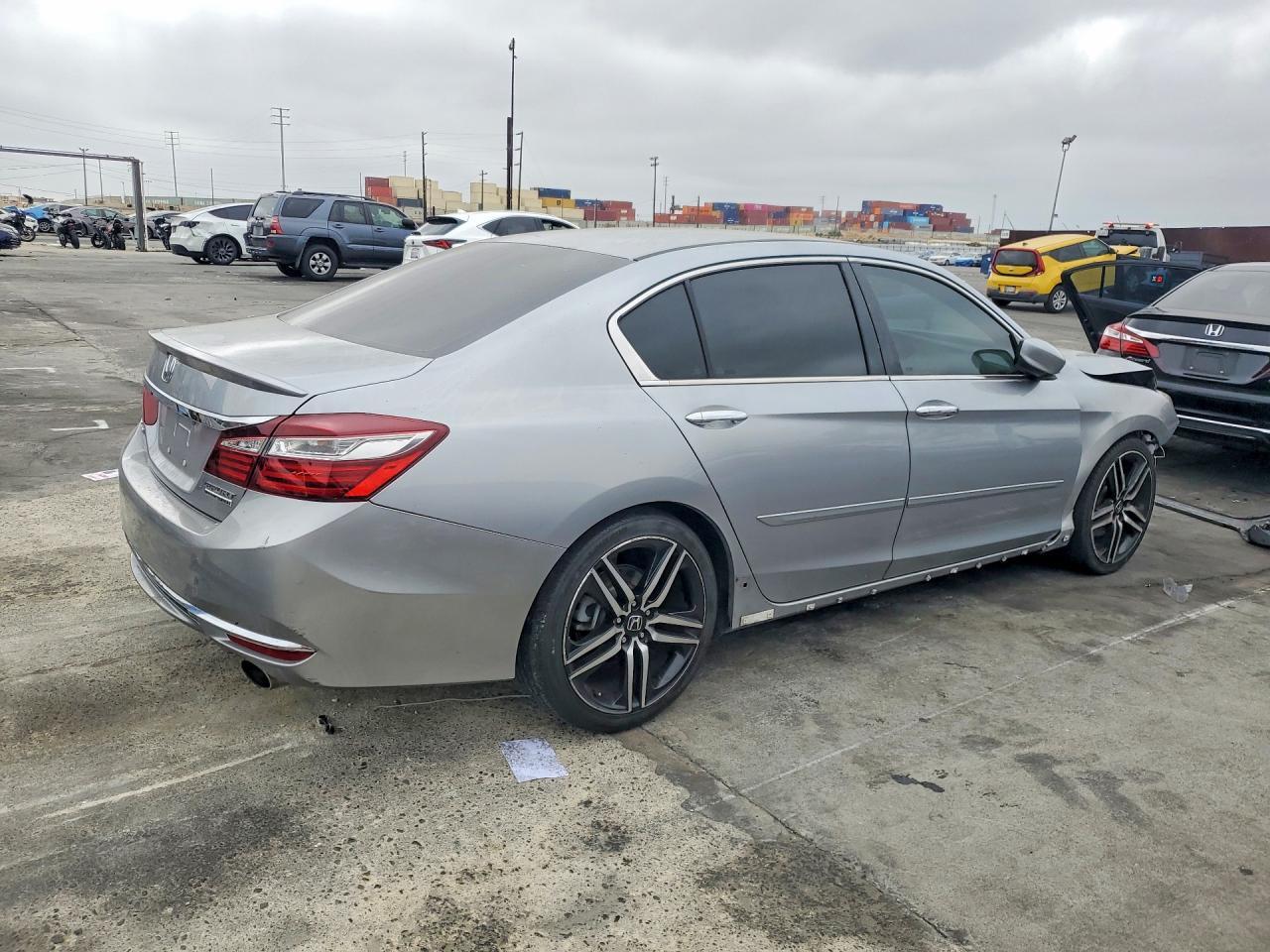2017 Honda Accord Sport Special Edition - Фото 3
