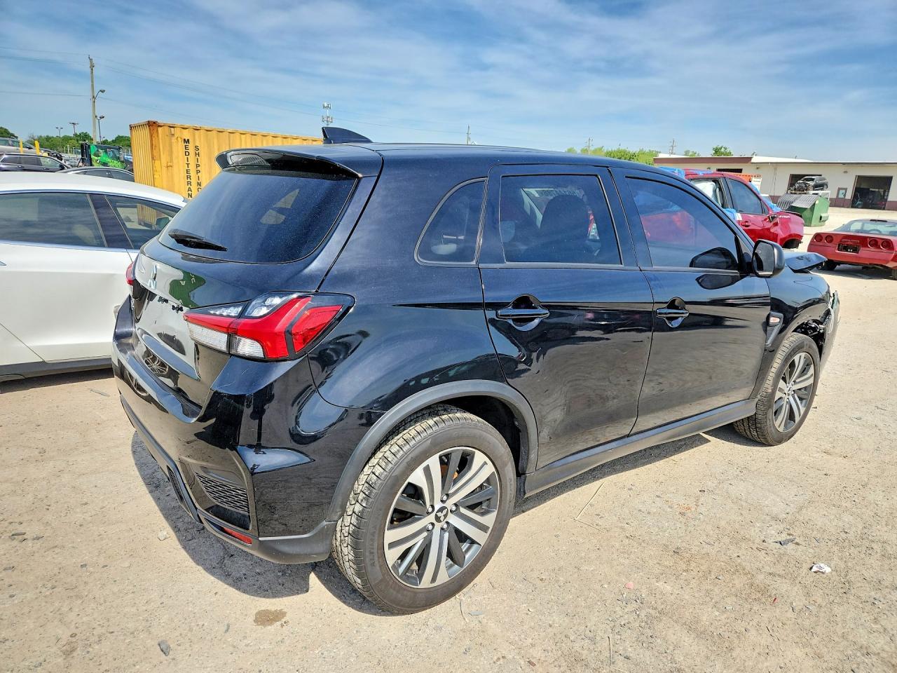 2021 Mitsubishi Outlander Sport Es - Фото 3
