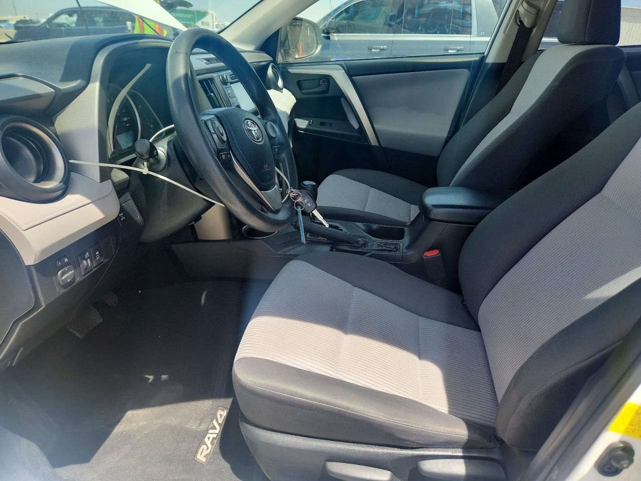 2015 Toyota Rav4 Le - Фото 7