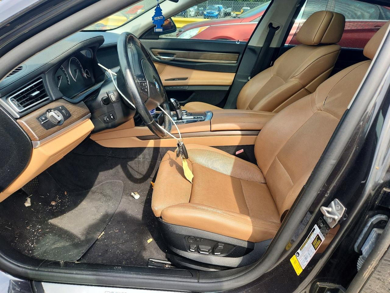 2010 BMW 7 Series - Image 7