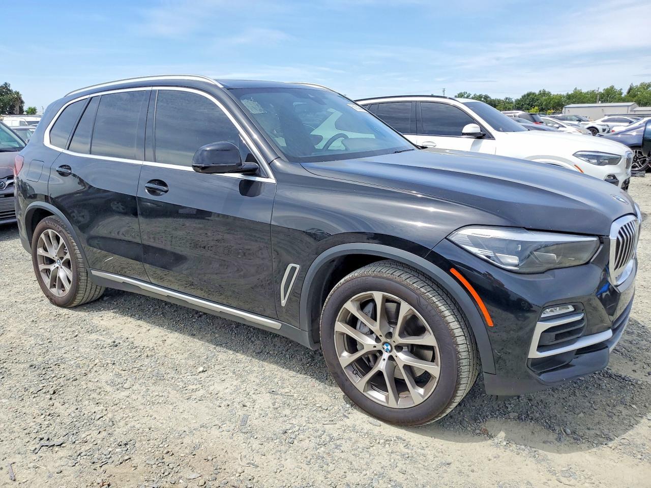 2021 BMW X5 xDrive45E - Image 4