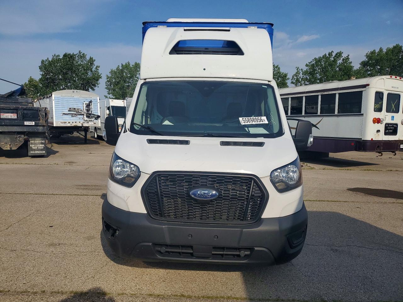 2023 Ford Transit Delivery Truck - Фото 5
