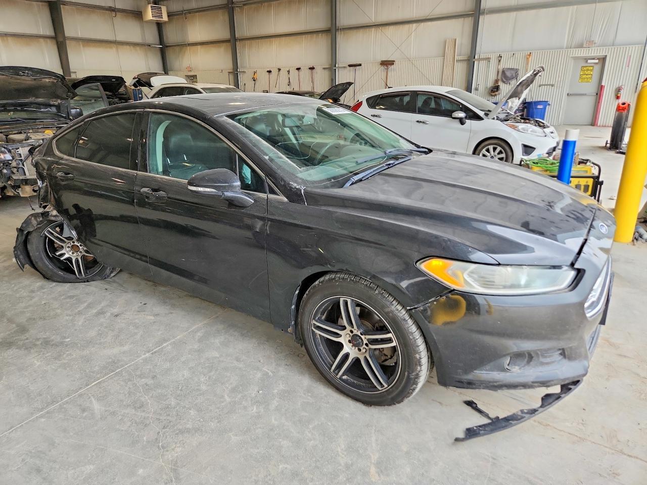 2013 Ford Fusion Se - Фото 4