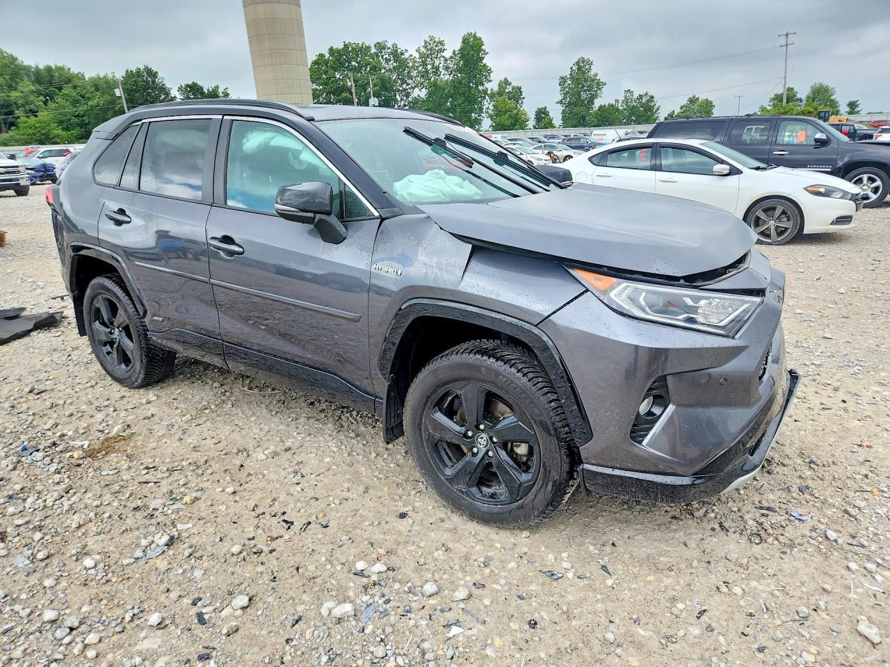 2020 Toyota Rav4 Xse - Фото 4