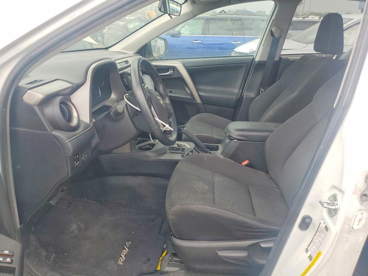 2018 Toyota Rav4 Xle - Image 7
