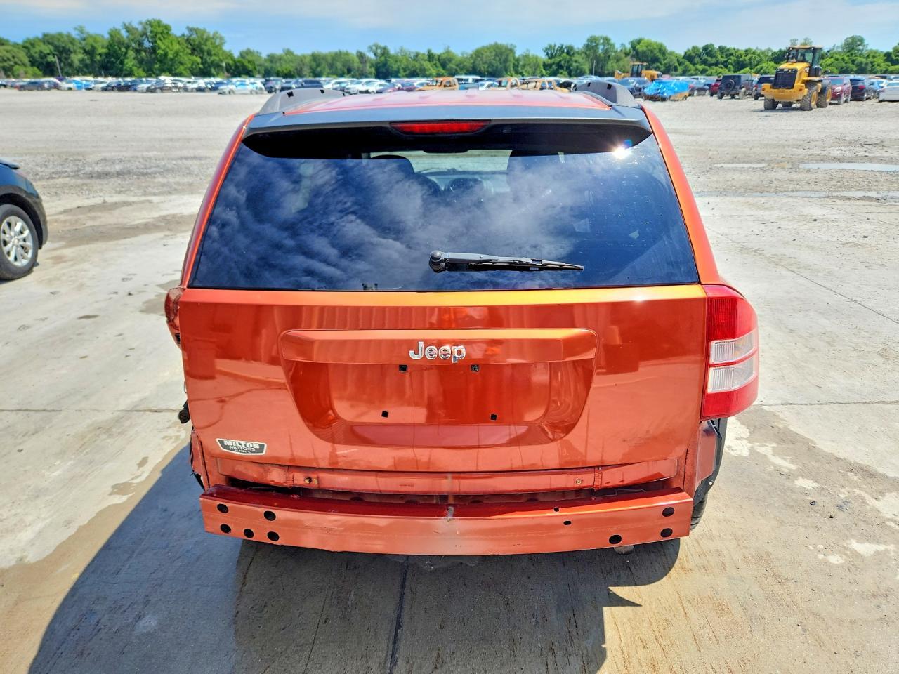 2010 Jeep Compass Sport - Фото 6