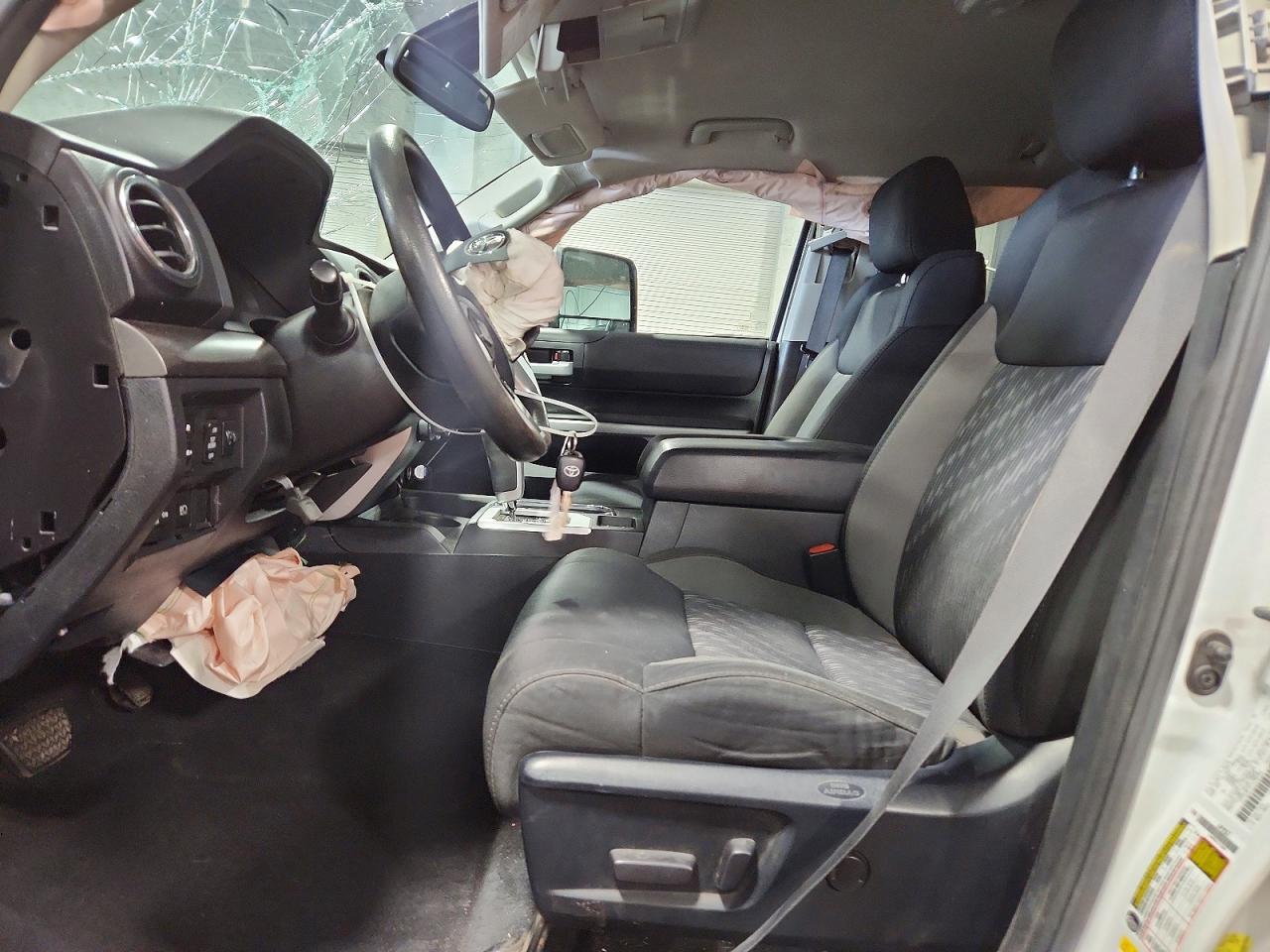 2018 Toyota Tundra Sr5 - Image 7