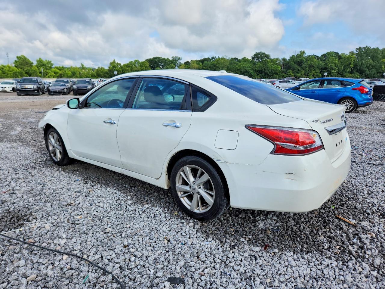 2014 Nissan Altima 2.5 Sl - Image 2