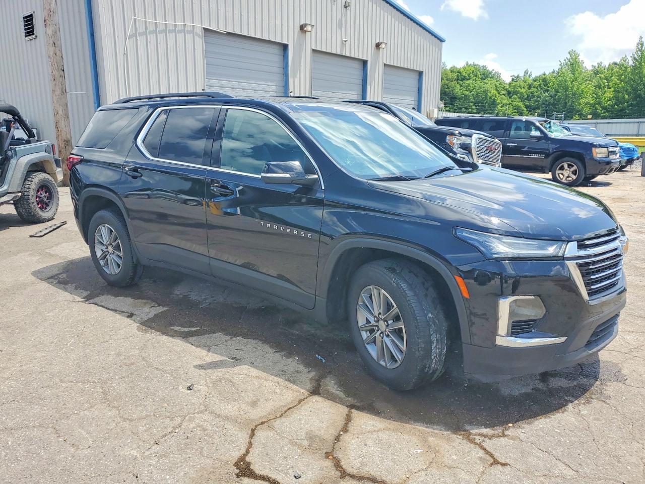 2023 Chevrolet Traverse Lt - Фото 4