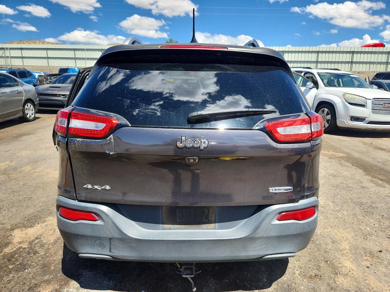2015 Jeep Cherokee Latitude - Фото 6