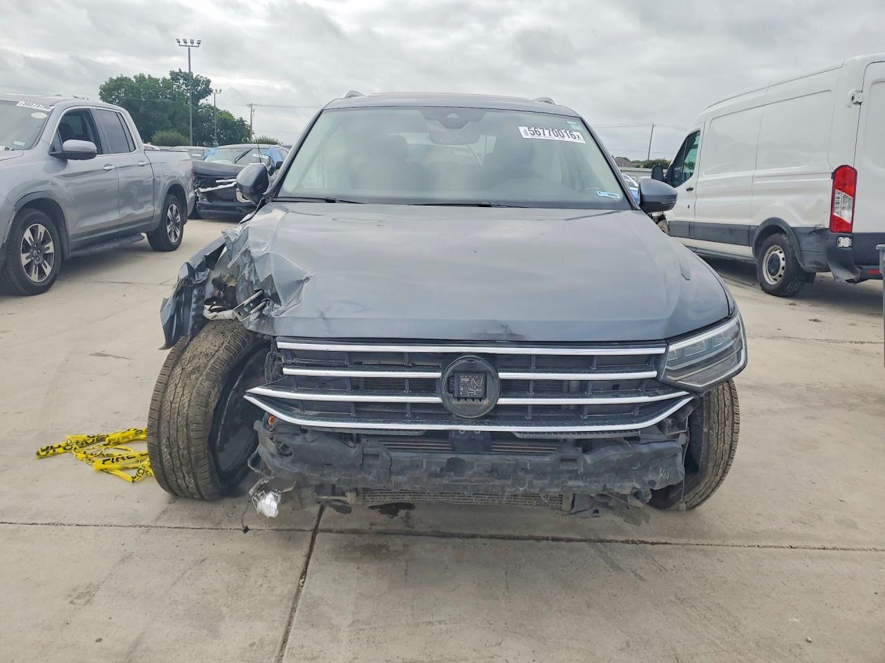 2022 Volkswagen Tiguan Se - Фото 5