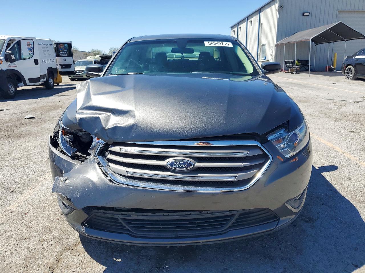 2018 Ford Taurus Se - Фото 5