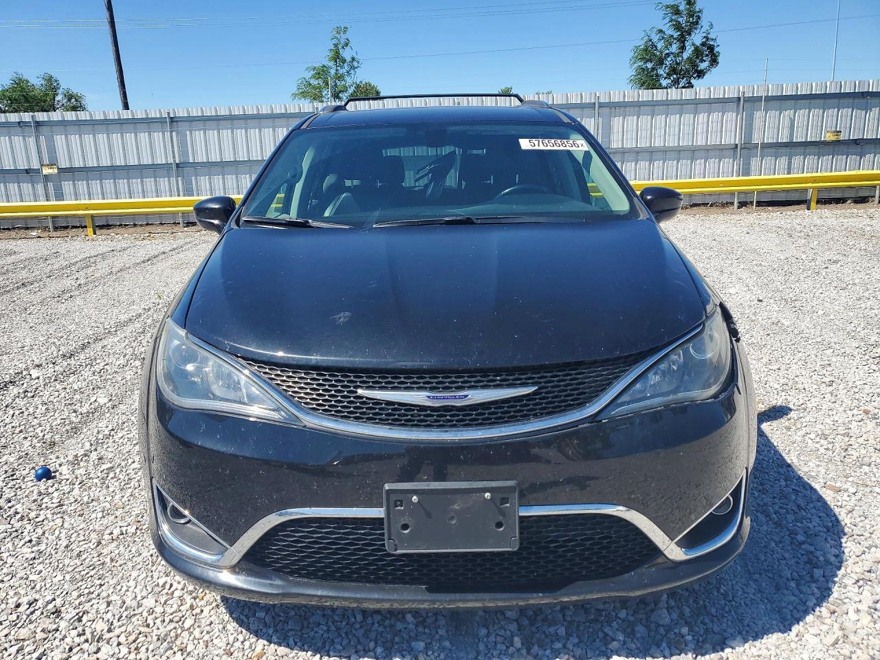 2018 Chrysler Pacifica Touring L Plus - Фото 5