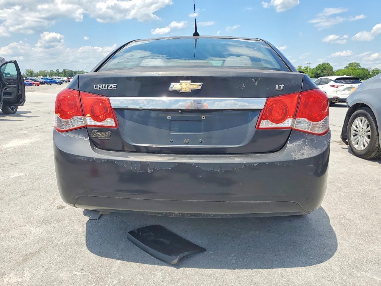 2013 Chevrolet Cruze Lt - Image 6