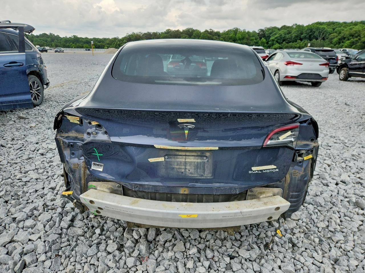 2022 Tesla Model 3 - Фото 6