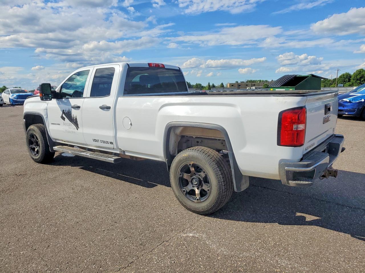 2017 GMC Sierra K3500 - Фото 2