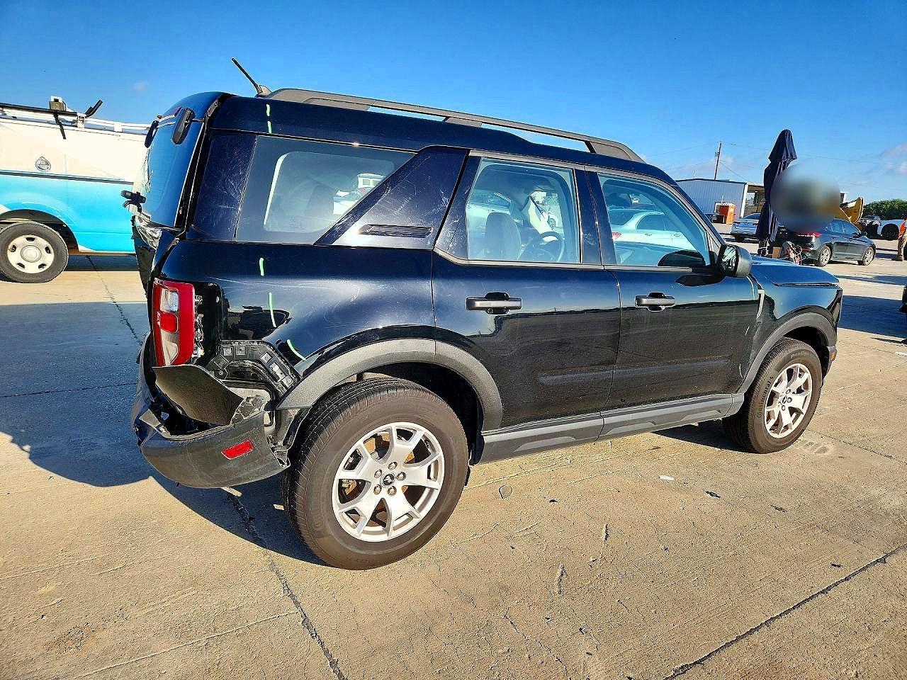 2021 Ford Bronco Sport - Image 3