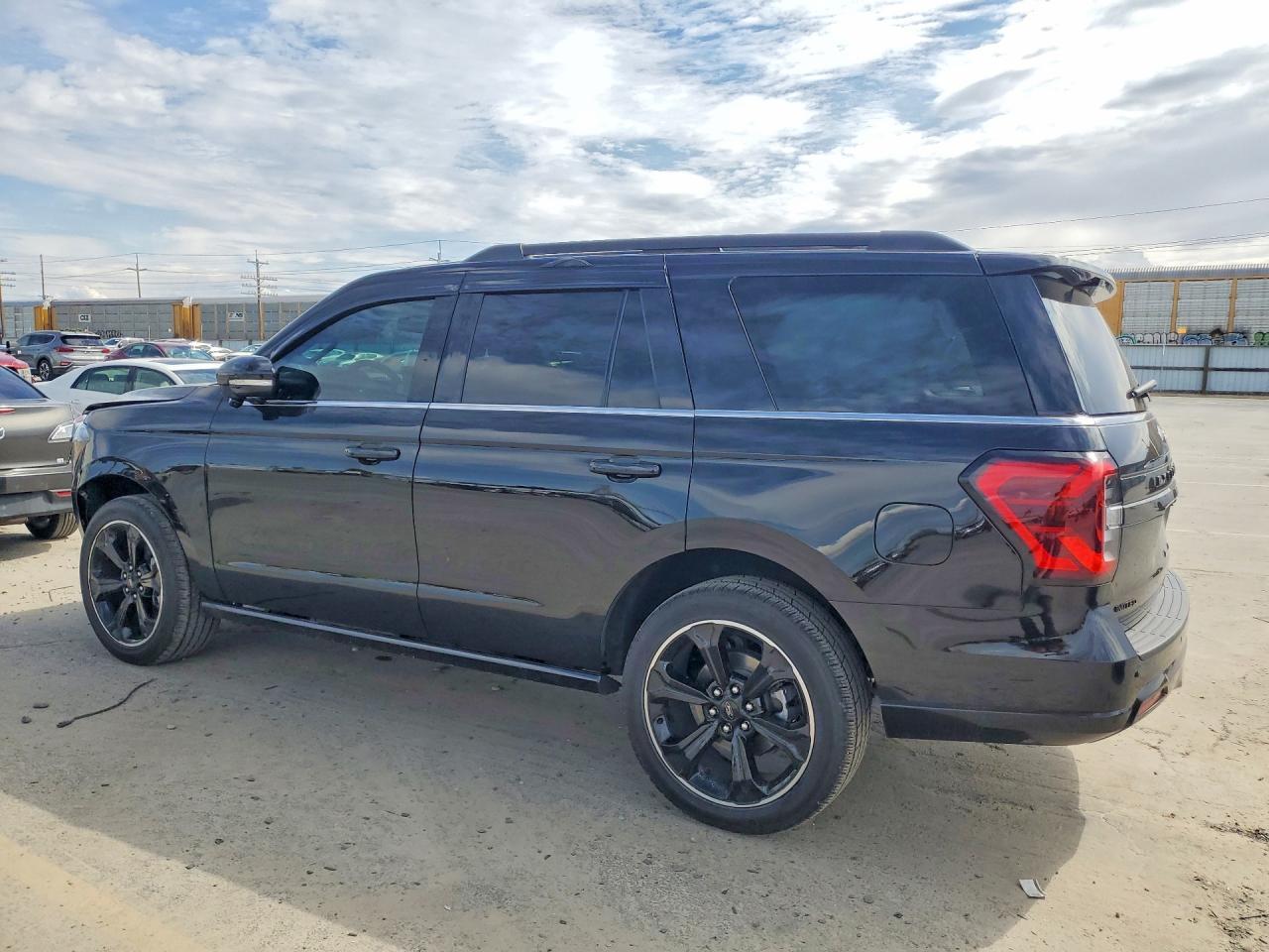 2024 Ford Expedition Limited - Фото 2