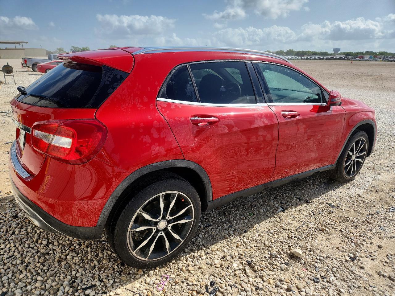 2016 Mercedes-Benz Gla 250 - Image 3